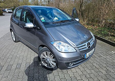 Mercedes-Benz A 160 ELEGANCE Autotronic ELEGANCE