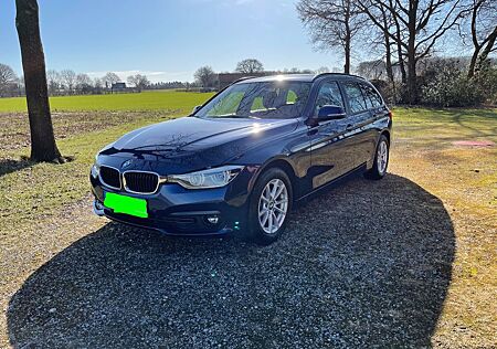 BMW 320d Touring Advantage Automatic Adva...
