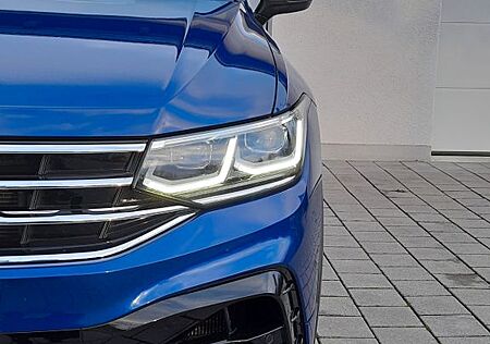 VW Tiguan Volkswagen R 2.0TSI/320PS/DSG/4M/Pano/VirtualC./AHK
