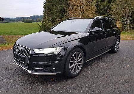 Audi A6 Allroad Quattro 3.0TDI AHK,Pano,4xSHZ
