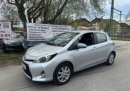 Toyota Yaris Hybrid Life R-Kamera