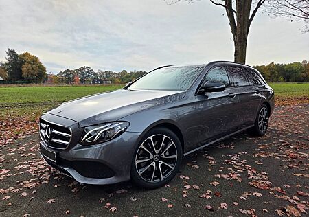 Mercedes-Benz E 220 d T AT Avantg. LED Pano AHK HeadUp Night