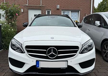 Mercedes-Benz C 200 4MATIC T AMG Line Autom. AMG Line *VOLL*