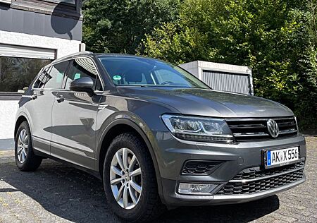 VW Tiguan Volkswagen 2.0 TSI 132kW DSG 4MOTION Highline Hi...