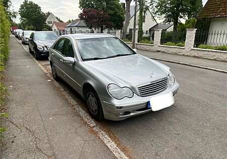 Mercedes-Benz C 200 KOMPRESSOR CLASSIC *Automatik