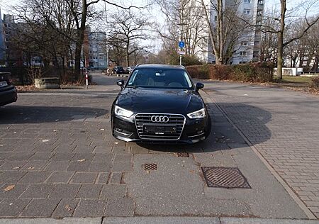 Audi A3 1.4 TFSI S tronic Attraction Sportback At...