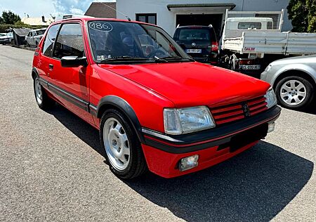 Peugeot 205 GTI 1.9 SERVOLENKUNG/KLIMA/SUPERSPRINT