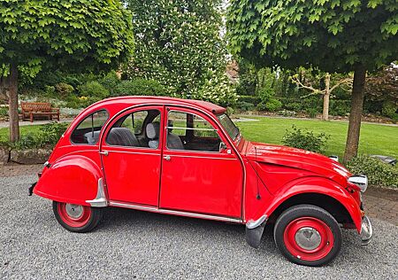 Citroën 2 CV 6 Club - Top Zustand, TÜV neu!