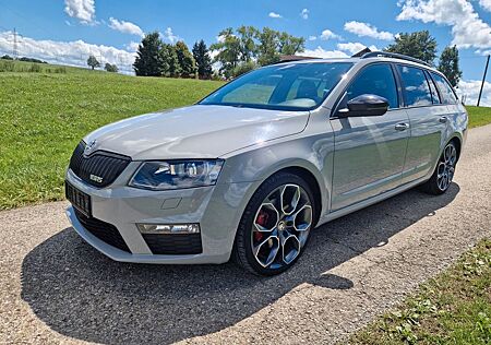 Skoda Octavia Combi RS 4x4 DSG TÜV NEU Pano Navi