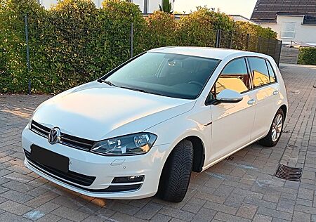 VW Golf Volkswagen 2.0 TDI BMT Lounge