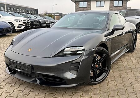 Porsche Taycan Turbo S*Panoramadach*BOSE