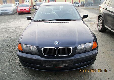 BMW 318i