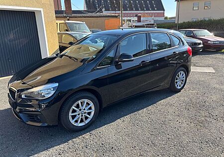 BMW 218 Active Tourer i Advantage*1.HAND*KAMERA*NAVI