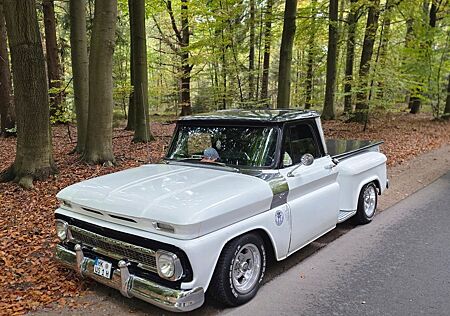 Chevrolet C 10 Custom Oldtimer Tüv 27