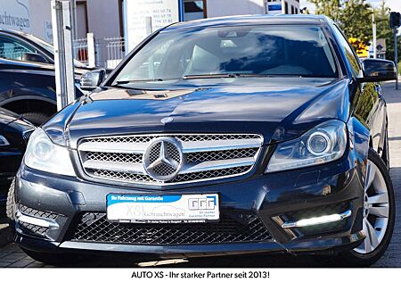 Mercedes-Benz C 250 CGI Coupé BlueEfficien. 7G-Tronic AMG-Line