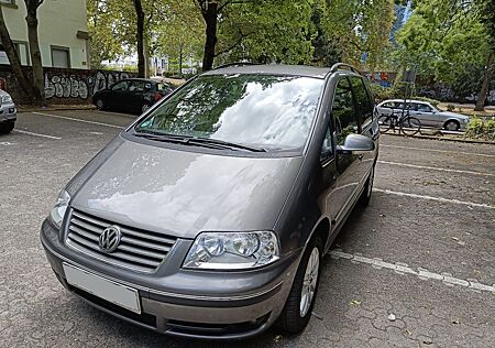 VW Sharan Volkswagen 2.0TDI (DPF) Comfortline