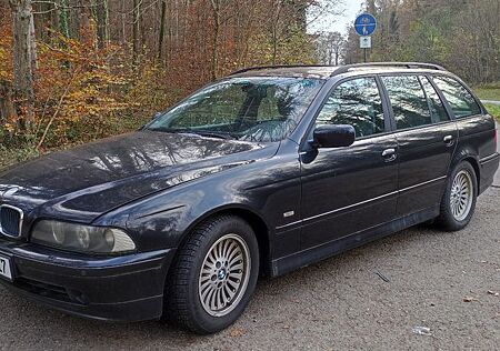 BMW 530i A Touring -