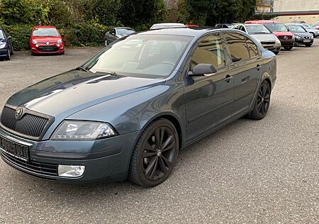 Skoda Octavia 2.0 FSI Ambiente - Automatik