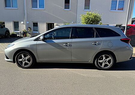 Toyota Auris Touring Sports 1,2-l-Turbo Comfort S/S...