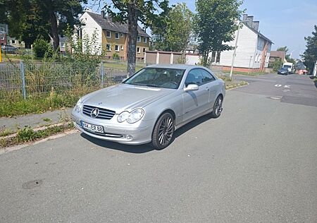Mercedes-Benz CLK 200 KOMPRESSOR AVANTGARDE Avantgarde