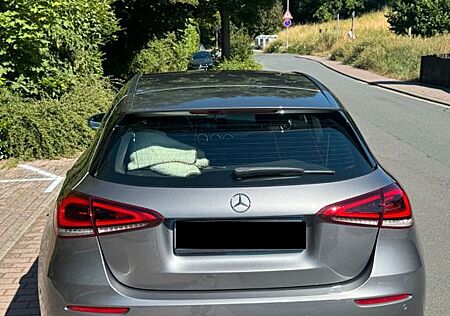 Mercedes-Benz A 180 d 7G-DCT