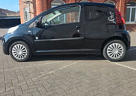 Peugeot 107 Envy 70 Envy Klima orig. 37000Km !