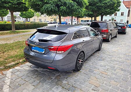 Hyundai i40 cw 1.7 CRDi Style 100kW Automatik Style