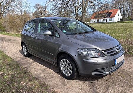 VW Golf Plus Volkswagen 1.6 Comfortline TÜV 10/27