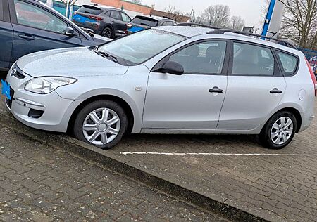Hyundai i30 CW 1.6 CRDi 66 kW Classic Classic