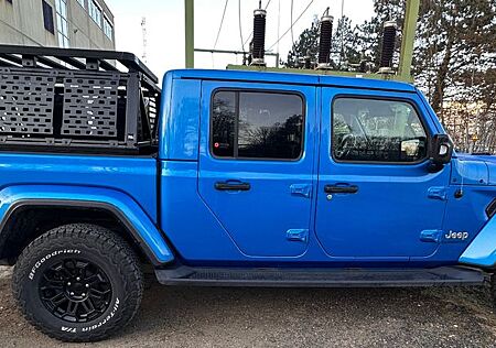 Jeep Gladiator 3.0l Overland Dual Top/Tri-Fold Hard
