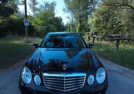 Mercedes-Benz E 280 MOPF*MEMORY*VOLLLEDER*8FACH