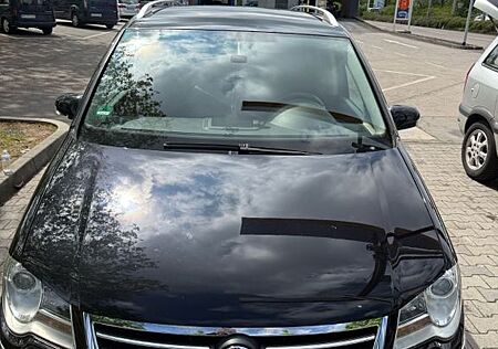 VW Touran Volkswagen 2.0 TDI 7 sitzer