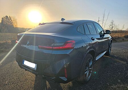 BMW X4 M40 M40i AT - Leder/Panorama/AHK/Sport/Scheck