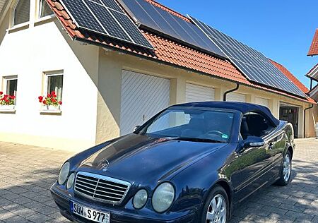 Mercedes-Benz CLK 200 AVANTGARDE Avantgarde