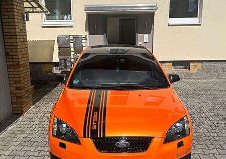 Ford Focus ST mit 280PS