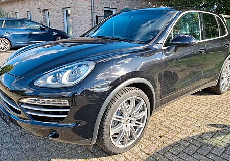 Porsche Cayenne 3L D Platinum GTS Chrono Bose Pano AHK