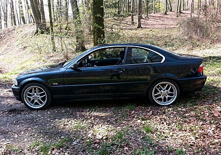 BMW 323Ci E46 -