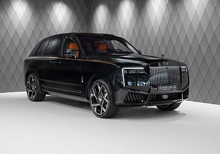 Rolls-Royce Cullinan BLACK BADGE 2026 BLACK/ORANGE FOOTREST