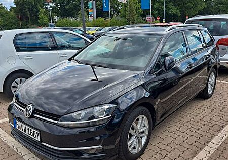 VW Golf Volkswagen 1.6 TDI Trendline Variant TÜV Inspektion Öl