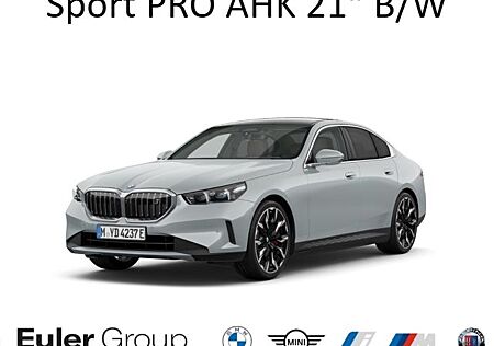 BMW i5 eDrive40 M-Sport PRO AHK Sommer21'' ICONIC B/