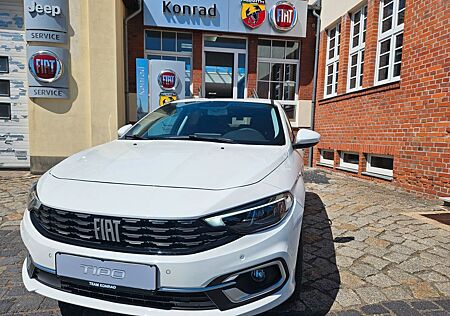 Fiat Tipo Life 1.6T Diesel - ACC - Navi