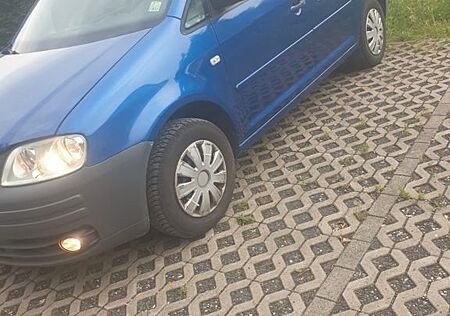 VW Caddy Volkswagen Life 1.9 TDI 77kW 7-Sitzer -