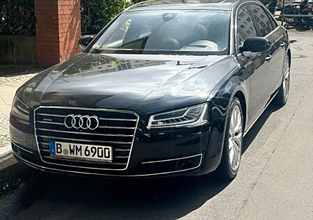 Audi A8 L 4.2 TDI clean diesel tiptronic quattro -