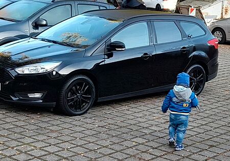Ford Focus 1,0 EcoBoost 74kW Ambiente Turnier Amb...