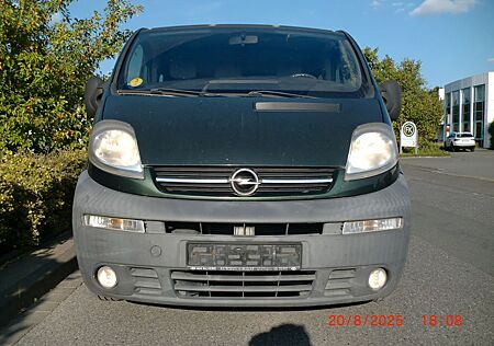 Opel Vivaro 1.9 CDTI 9Sitze Klima Euro3