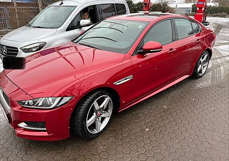 Jaguar XE 20d 180PS AWD R-Sport Automatik R-Sport
