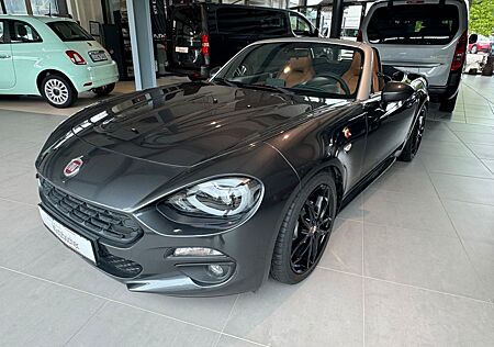 Fiat 124 Spider Lusso