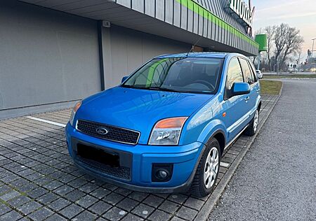 Ford Fusion Plus 8.800 Original Km Automatik