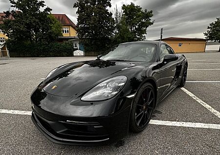 Porsche Cayman GTS 4.0 GTS