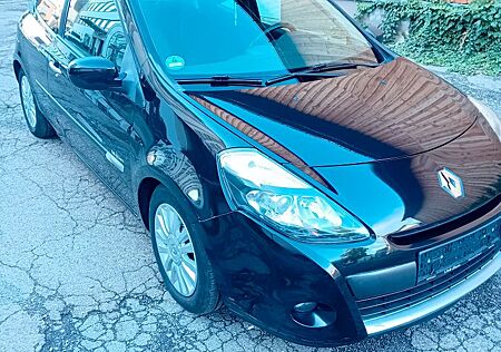 Renault Clio Dynamique TCE 100 Eco2 Dynamique